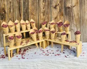 Spitztüten-Halter aus Holz